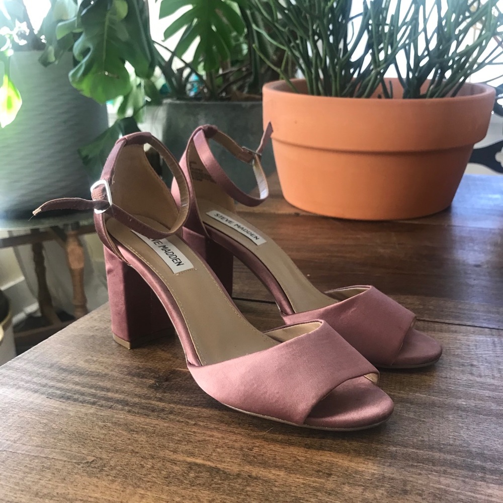 Steve Madden satin heels